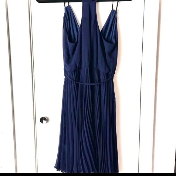 Akiko blue pleated detail dress - Picture 2 of 8